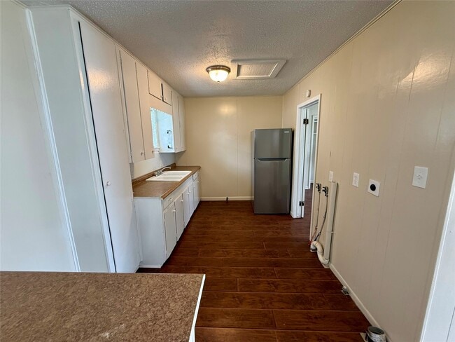 Photo - 519 McGuire Ln