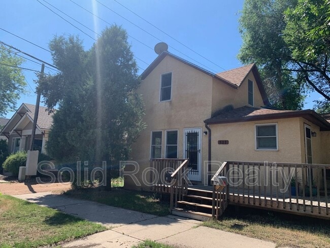 Building Photo - 511 E Cache La Poudre St Unit A