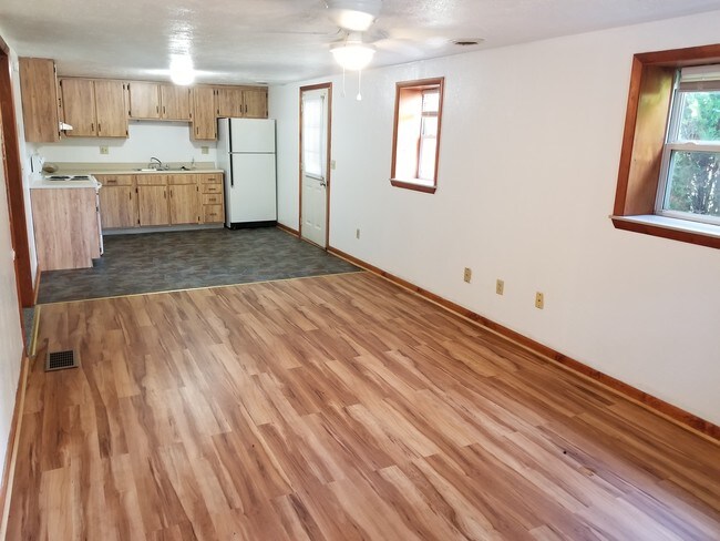 Kitchen - 190 Marchand Dr Unit 4
