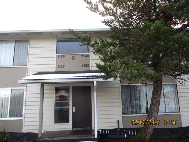 Building Photo - 1128 Ruby Ct Rental