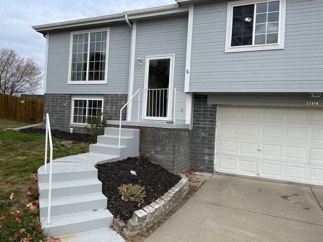 Photo - Beautiful Home in Bellevue for Rent!!!