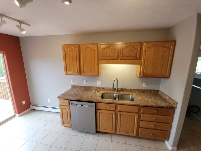 Kitchen - 5259 Falcon Dr Unit 5259