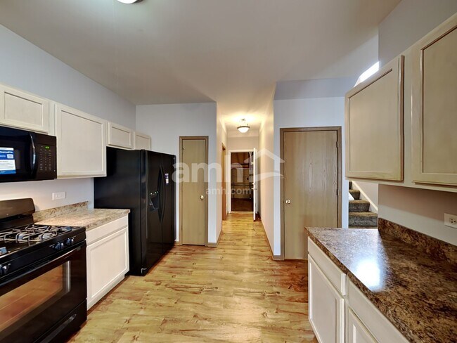 Photo - 322 Abington Woods Dr