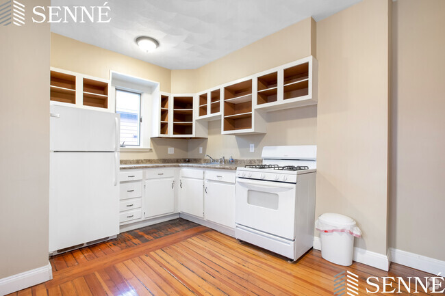 Building Photo - 199 Beacon St Rental
