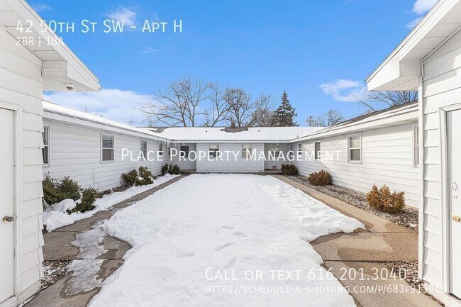 Photo - 42 50th St SW Unidad Apt H