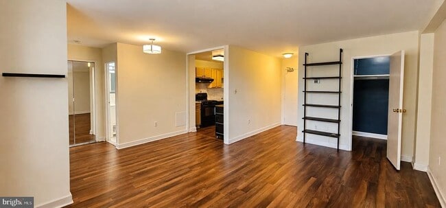 Photo - 6621 E Wakefield Dr Unit 305
