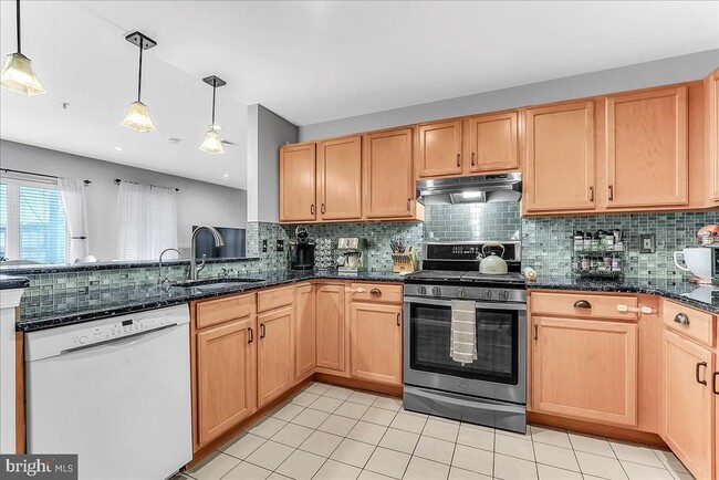 Building Photo - 401 N Front St Unit 2A Rental
