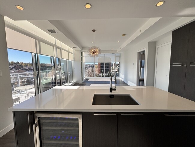 Photo - 930-516 16 Ave SW