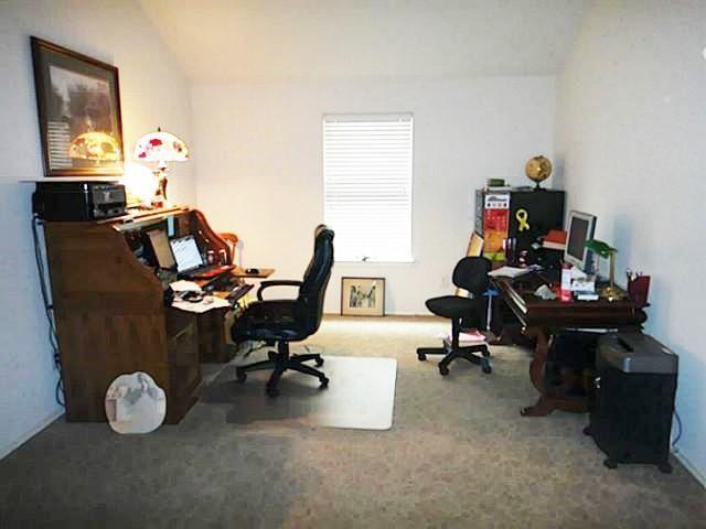 Photo - 518 Niagara Falls Dr