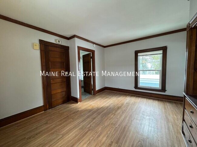 Photo - 28 Pleasant St Unit 2R