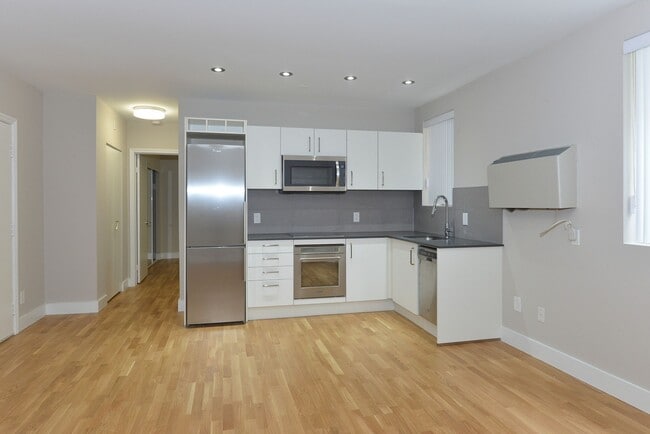 Photo - 81 Isabella St