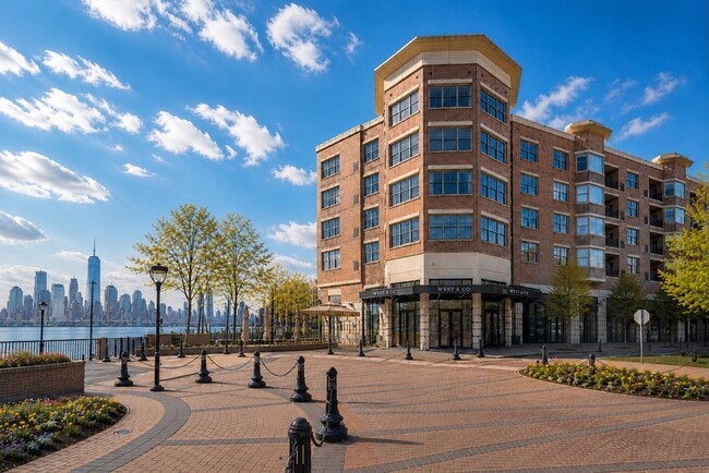 Photo - 22 AVENUE AT Port Unidad #311