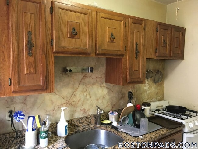 Photo - 349 Pleasant St Unit B1-3