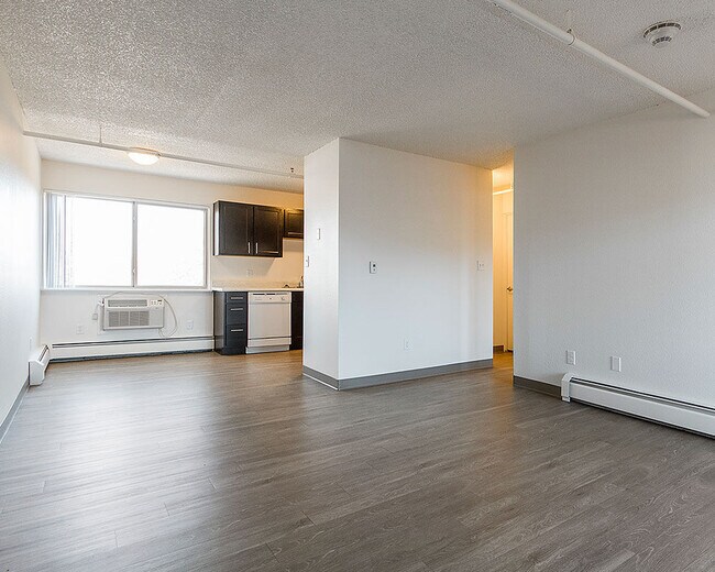 Photo - Nest on 30th - 8201