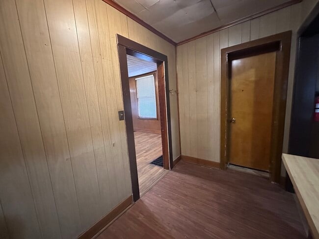 Photo - 217 Warrington-