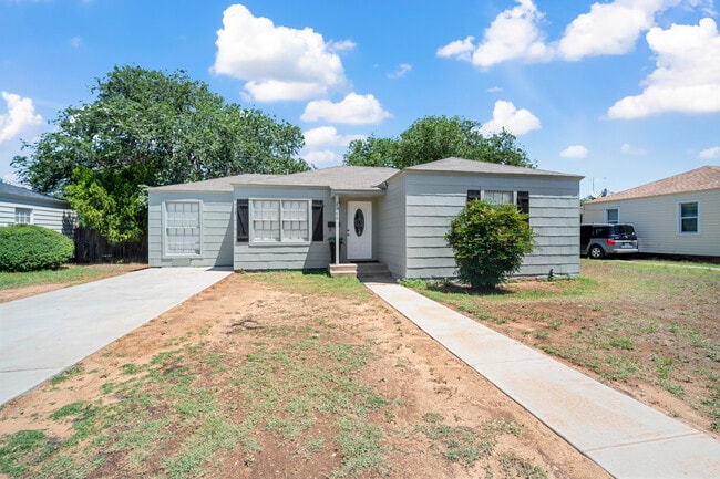 Building Photo - 2506 29th St Rental