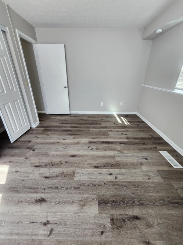 Photo - 1145 S Main St Unidad 304