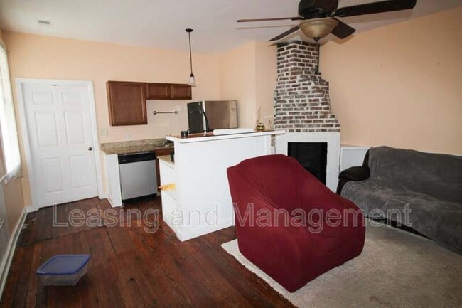 Photo - 59 Hanover St Unit C