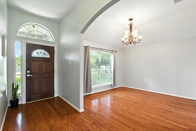 Photo - 16626 Bluefin St