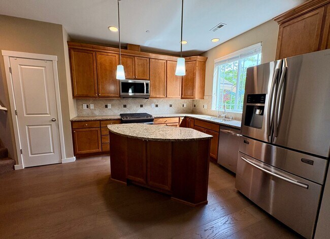 Photo - 34822 SE Jacobia St