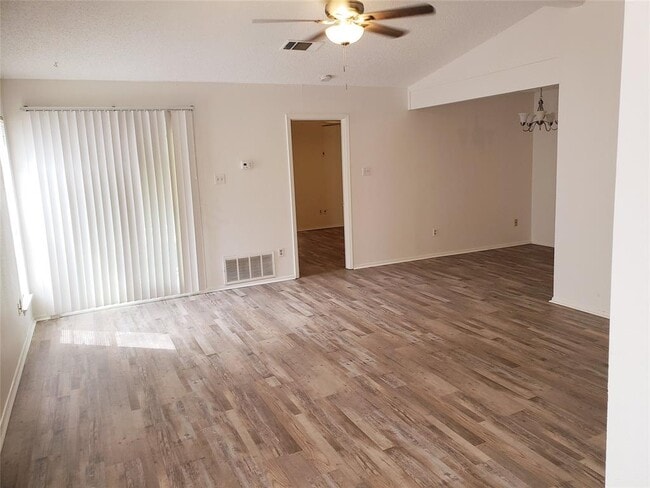 Photo - 8813 Cainwood Ln