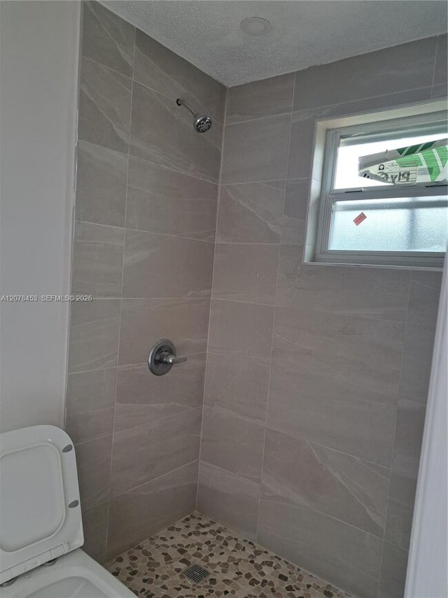 2421 SW 93rd Ct Unit 1