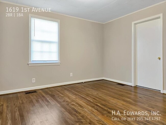 Photo - 1619 1st Ave