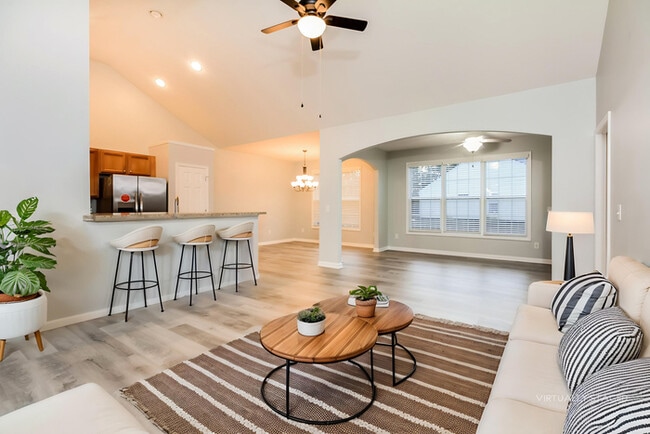 4709 Farm Lake Dr
