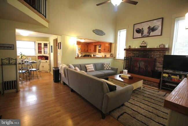 Photo - 48 Poor Farm Rd