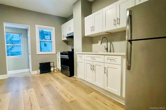 Building Photo - 134 N 7th Ave Unit 2