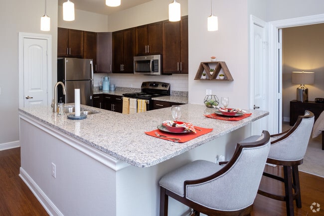 2HAB, 2BA - 1,050 ft² - Artistry Craig Ranch