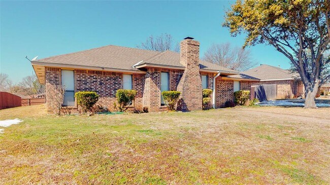 Photo - 918 Summer Trail