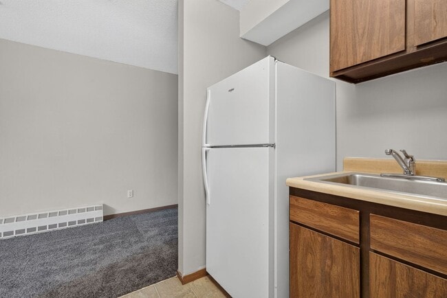 Willow Knolls Apartments