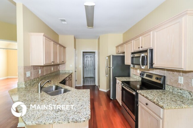 Photo - 8423 Shady Elm Dr