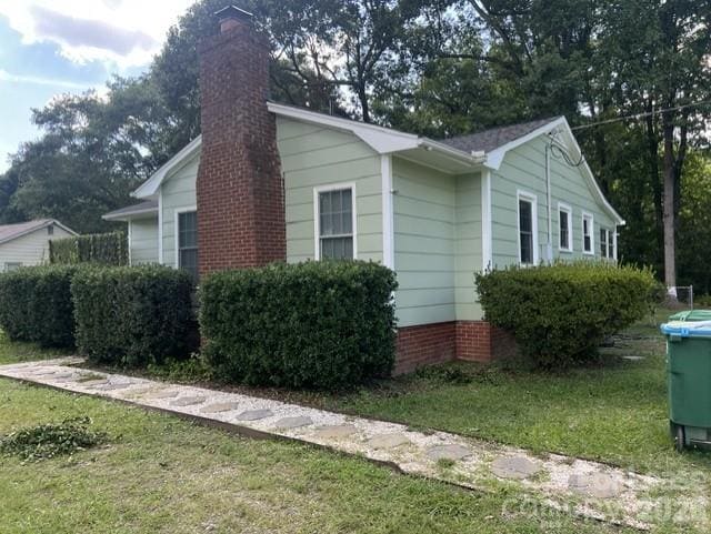 Photo - 445 Bess Town Rd