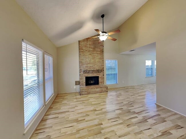 Photo - 164 Maple Branch St