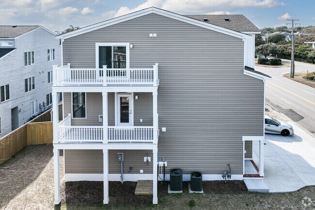 Photo - 7805 Atlantic Ave