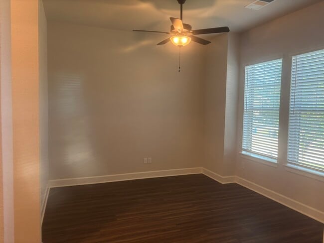 Photo - 8625 Spindletop Dr