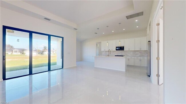 Photo - 2421 NW 24th St