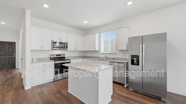 Photo - 956 Heartseed Ave