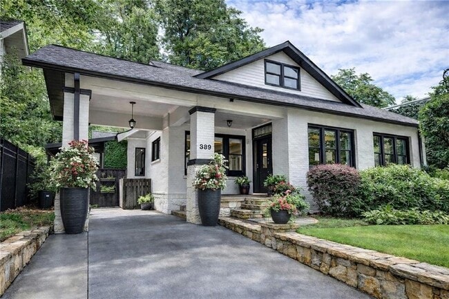 Building Photo - 389 6th St NE