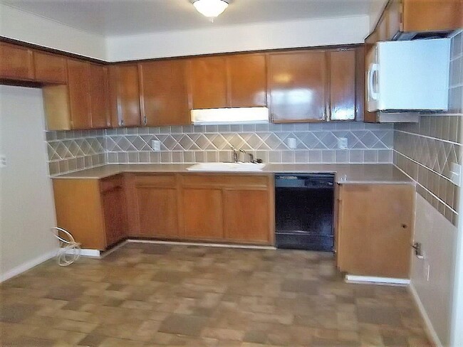 Photo - 2606 Douglas Dr