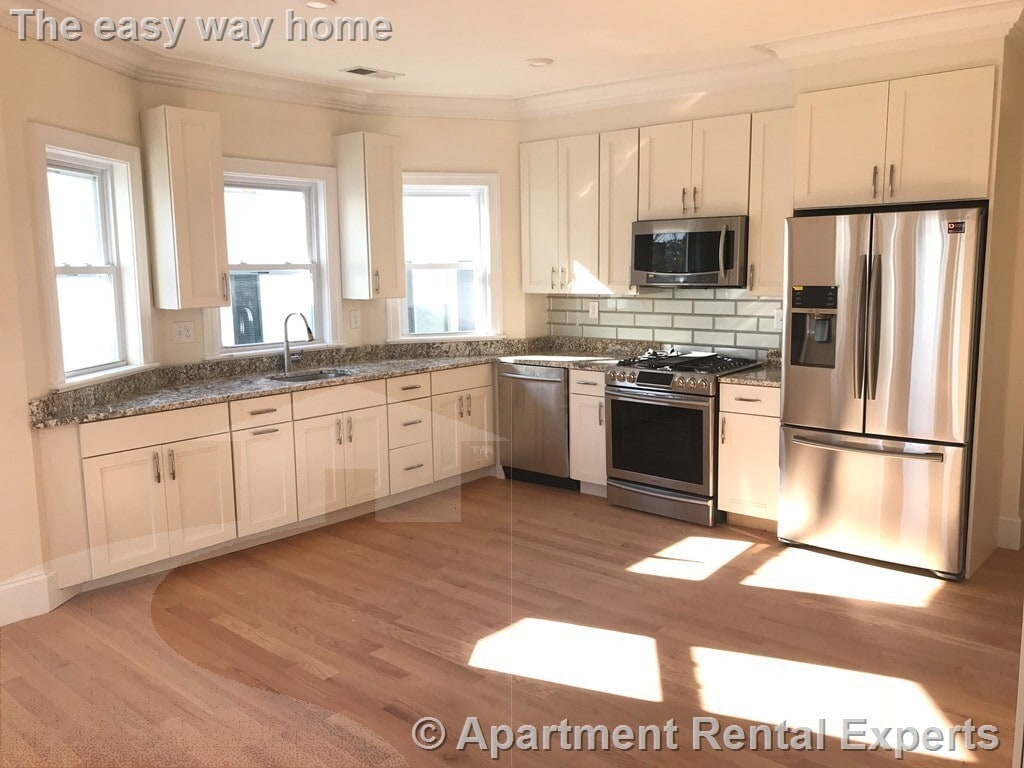 Photo - 65 Newton St Unit #1