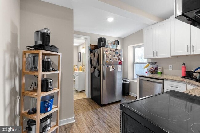 Photo - 162 Richmond St Unit 2