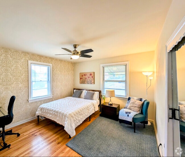 Building Photo - 3123 W 55th Ave Rental