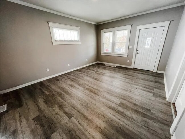 Photo - 336 N Riley Ave