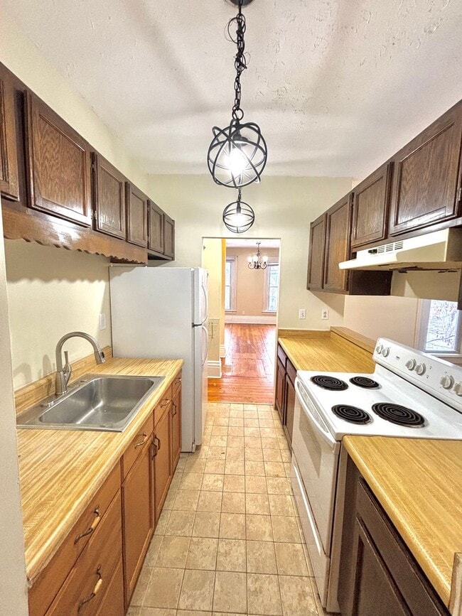 Building Photo - 40 Hubbell Park Unit 40 Hubbell Park #2