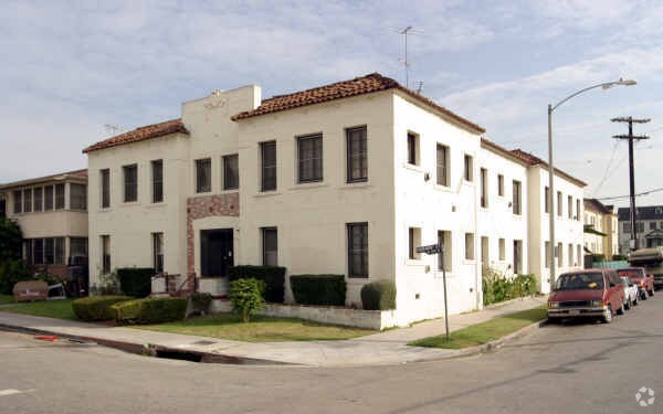 Photo - 112 N Edgemont St