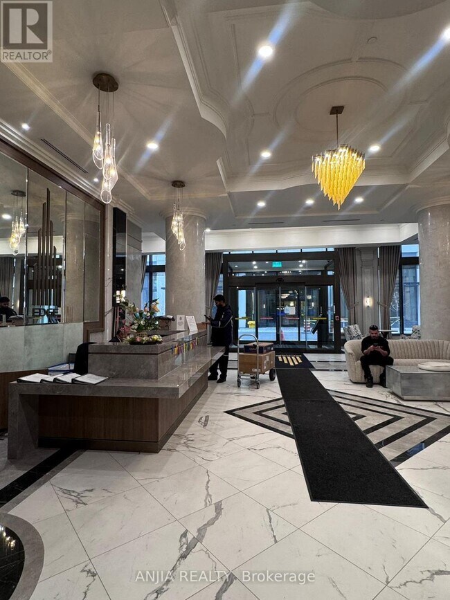 Photo - 30 Elm Dr W Unit 3711