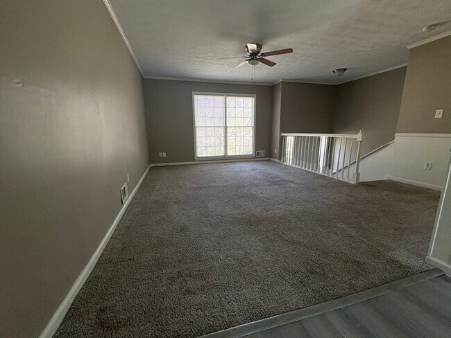 Photo - 6625 Paula Ct